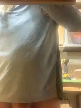 Snapshot of longhairjim chatting on March 1, 2025, 6:13 am longhairjim online show from March 1, 2025, 6:13 am