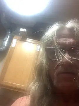 Snapshot of longhairjim chatting on March 1, 2025, 9:18 am longhairjim online show from March 1, 2025, 9:18 am