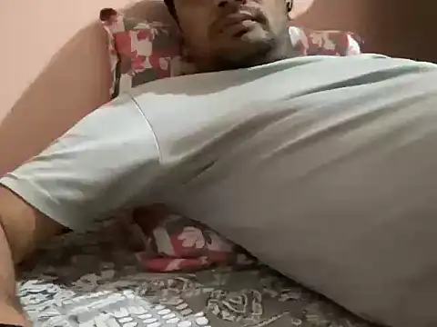 Snapshot of NiceBoy9099 chatting on September 18, 2025, 4:53 pm NiceBoy9099 online show from September 18, 2025, 4:53 pm