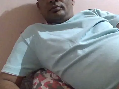 NiceBoy9099 online show from May 11, 2026, 4:59 pm