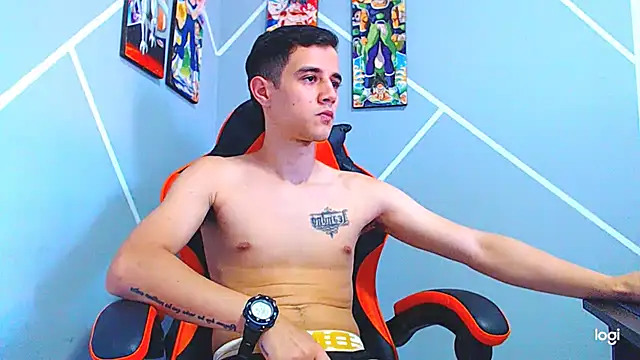 ADAM HOT online show from October 30, 2025, 9:59 pm