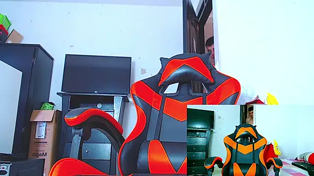 ADAM HOT online show from December 22, 2025, 9:45 pm