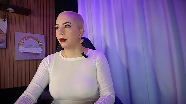 Camila Chainn online show from January 14, 2026, 10:10 am