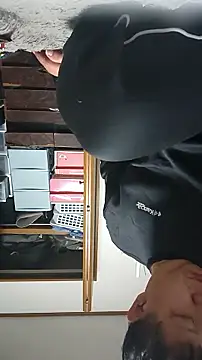 Snapshot of 07YUKIO chatting on November 14, 2025, 9:08 am 07YUKIO online show from November 14, 2025, 9:08 am