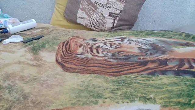 Snapshot of Cute_Cat777 chatting on March 19, 2025, 4:36 am Cute Cat777 online show from March 19, 2025, 4:36 am