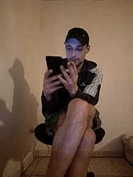 Snapshot of kx93 chatting on February 9, 2025, 3:32 am kx93 online show from February 9, 2025, 3:32 am