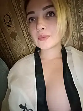 KateCrystal7 online show from November 4, 2025, 4:55 am