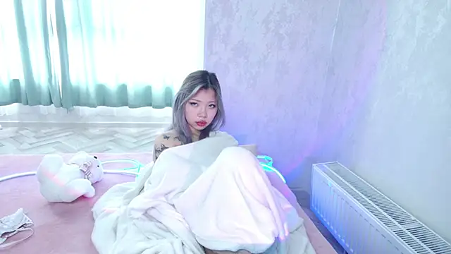 QuinEstel online show from March 7, 2025, 7:30 am