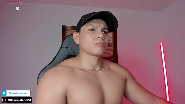 RoyConstance online show from September 18, 2025, 3:19 am