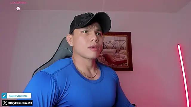 RoyConstance online show from September 26, 2025, 3:32 am