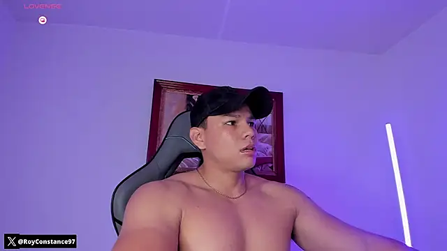 RoyConstance online show from November 16, 2025, 8:25 pm