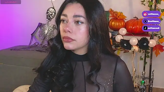 Snapshot of Soffimoon_ chatting on October 29, 2025, 1:08 am Soffimoon  online show from October 29, 2025, 1:08 am