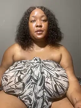 Snapshot of Missmoox24 chatting on November 7, 2025, 1:22 pm Missmoox24 online show from November 7, 2025, 1:22 pm