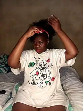 Hot-Assy online show from January 14, 2026, 11:31 pm