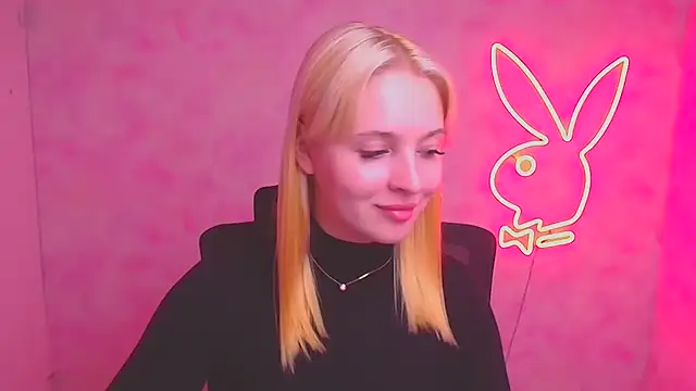 Snapshot of Milka_kiss_ chatting on September 18, 2025, 11:45 am Milka kiss online show from September 18, 2025, 11:45 am