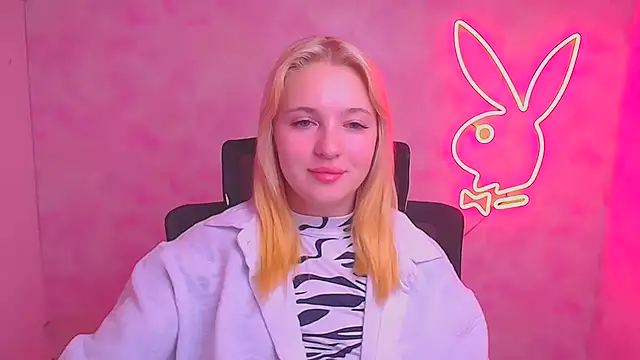 Snapshot of Milka_kiss_ chatting on September 22, 2025, 5:42 am Milka kiss online show from September 22, 2025, 5:42 am