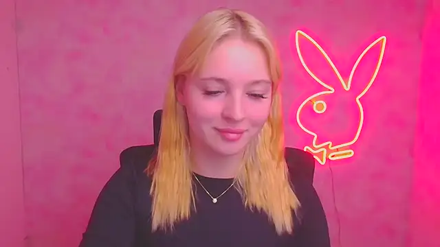 Snapshot of Milka_kiss_ chatting on October 10, 2025, 6:56 am Milka kiss online show from October 10, 2025, 6:56 am