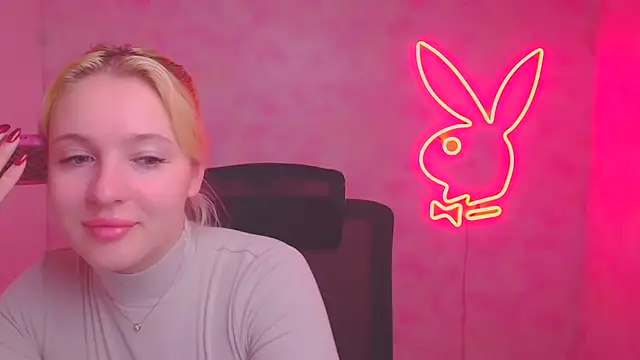 Snapshot of Milka_kiss_ chatting on October 25, 2025, 11:29 am Milka kiss online show from October 25, 2025, 11:29 am