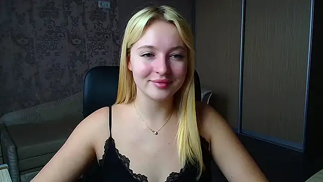 Snapshot of Milka_kiss_ chatting on February 11, 2026, 12:54 pm Milka kiss online show from February 11, 2026, 12:54 pm