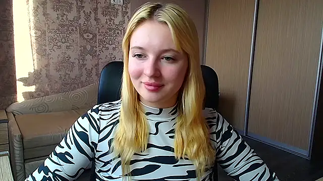 Snapshot of Milka_kiss_ chatting on February 17, 2026, 1:29 pm Milka kiss online show from February 17, 2026, 1:29 pm