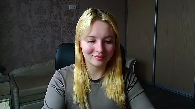 Snapshot of Milka_kiss_ chatting on February 24, 2026, 8:56 am Milka kiss online show from February 24, 2026, 8:56 am