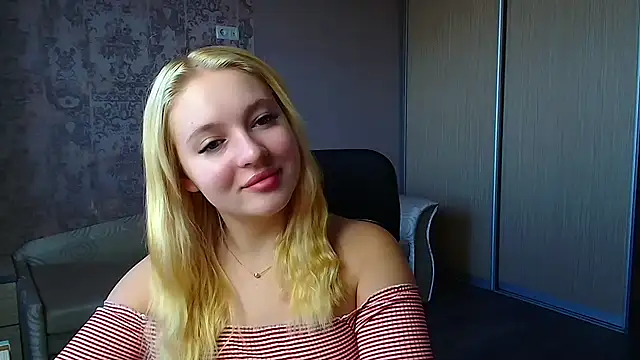 Snapshot of Milka_kiss_ chatting on March 6, 2026, 10:23 am Milka kiss online show from March 6, 2026, 10:23 am