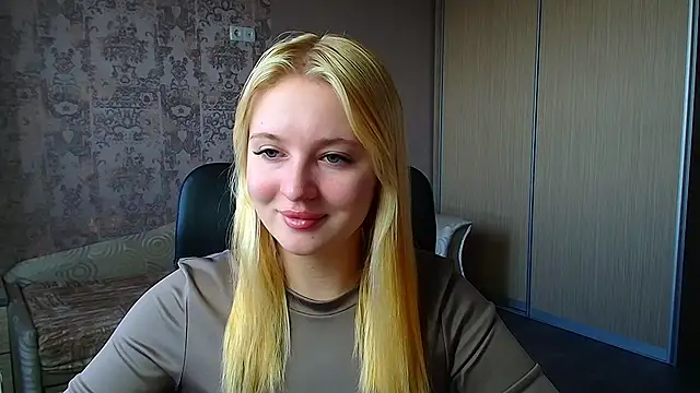 Snapshot of Milka_kiss_ chatting on March 11, 2026, 12:33 pm Milka kiss online show from March 11, 2026, 12:33 pm