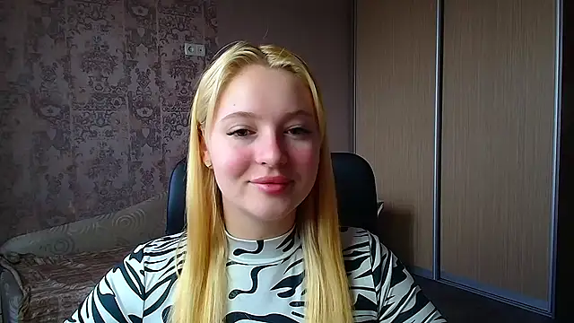 Snapshot of Milka_kiss_ chatting on March 19, 2026, 10:41 am Milka kiss online show from March 19, 2026, 10:41 am