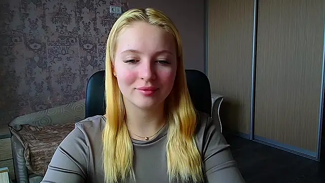 Snapshot of Milka_kiss_ chatting on March 20, 2026, 11:26 am Milka kiss online show from March 20, 2026, 11:26 am