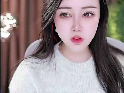 Qiaoqiao  online show from January 10, 2025, 10:28 am