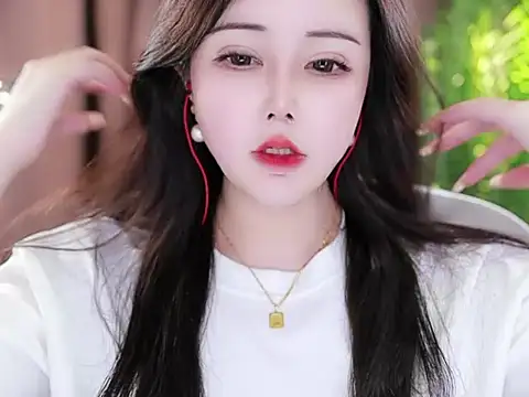 Qiaoqiao  online show from February 14, 2025, 4:20 pm