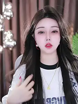 Qiaoqiao  online show from February 26, 2025, 7:09 am