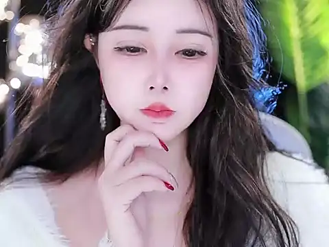 Qiaoqiao  online show from March 16, 2025, 9:37 pm