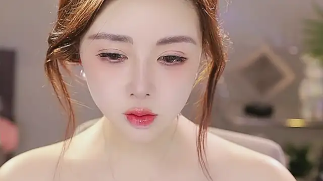 Qiaoqiao  online show from February 5, 2026, 2:16 am