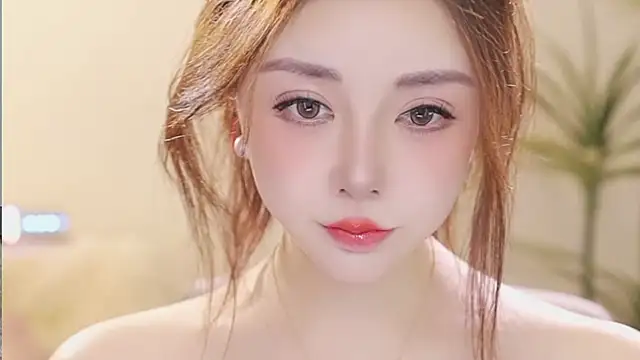 Qiaoqiao  online show from March 25, 2026, 4:13 pm