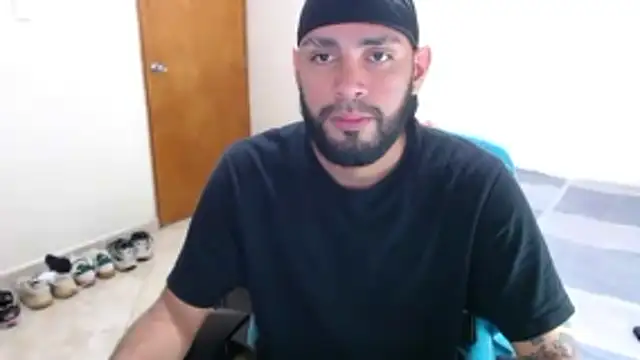Snapshot of samir_music chatting on October 23, 2025, 5:23 pm samir music online show from October 23, 2025, 5:23 pm