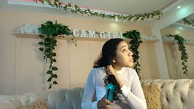 Snapshot of flavia_cruz chatting on May 25, 2026, 12:44 pm flavia cruz online show from May 25, 2026, 12:44 pm