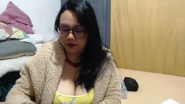 Snapshot of rainhavenus2024 chatting on October 9, 2025, 12:58 pm rainhavenus2024 online show from October 9, 2025, 12:58 pm