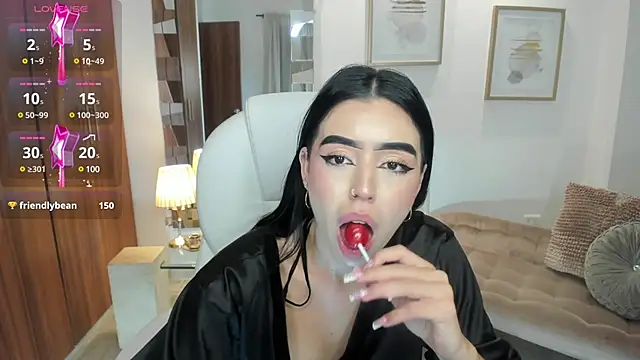 Snapshot of zoee_jackson chatting on January 7, 2025, 10:08 pm zoee jackson online show from January 7, 2025, 10:08 pm