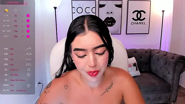 Snapshot of zoee_jackson chatting on January 15, 2025, 7:01 pm zoee jackson online show from January 15, 2025, 7:01 pm