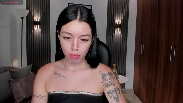 zoee jackson online show from July 9, 2026, 6:12 pm