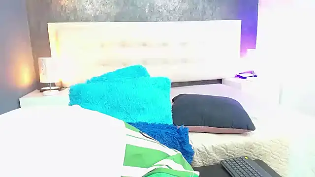 Snapshot of Andrey_u92 chatting on February 2, 2025, 1:30 pm Andrey u92 online show from February 2, 2025, 1:30 pm