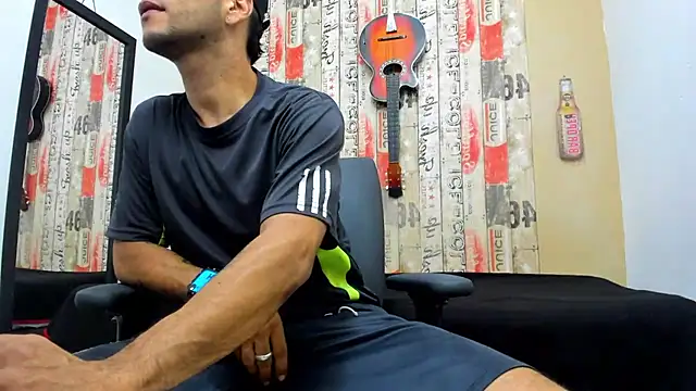 Snapshot of Andrey_u92 chatting on March 6, 2025, 8:59 pm Andrey u92 online show from March 6, 2025, 8:59 pm