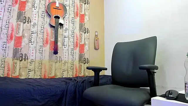 Snapshot of Andrey_u92 chatting on March 9, 2025, 1:14 am Andrey u92 online show from March 9, 2025, 1:14 am