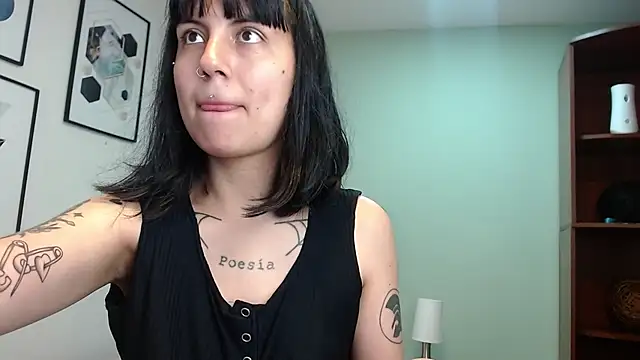 amy adams1 online show from December 17, 2025, 4:29 am