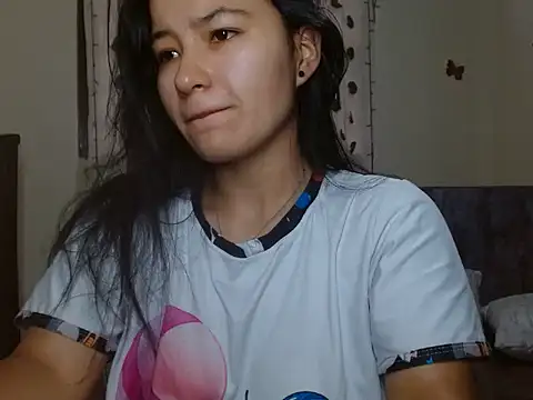 kazumi6 online show from December 14, 2025, 3:06 pm