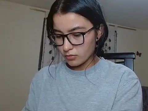 kazumi6 online show from December 18, 2025, 9:21 pm