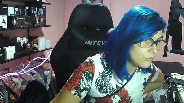 sukii93 online show from October 4, 2025, 8:18 pm