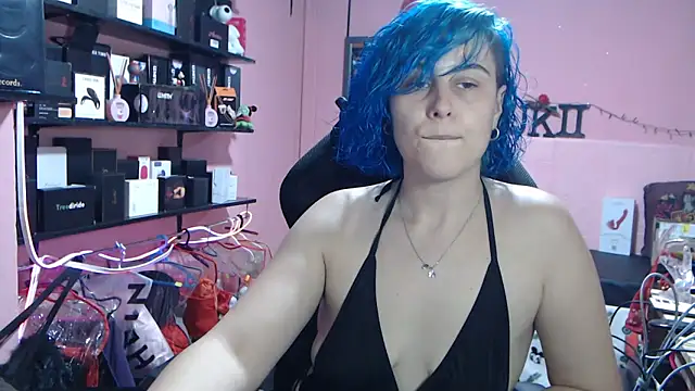 sukii93 online show from April 11, 2026, 10:03 pm