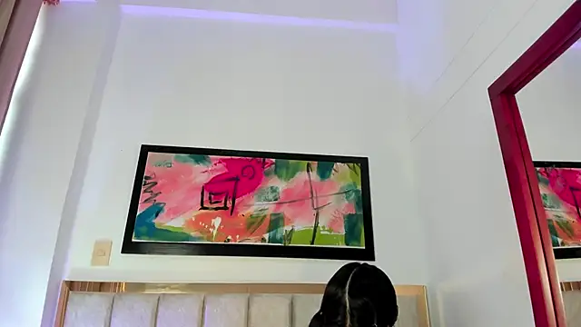 SabrinaWarrenn online show from February 20, 2025, 12:15 pm